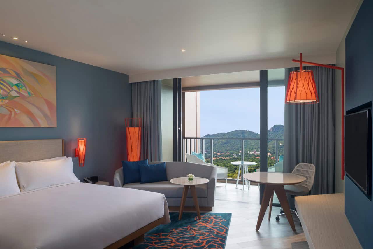Standard Mountain View Room