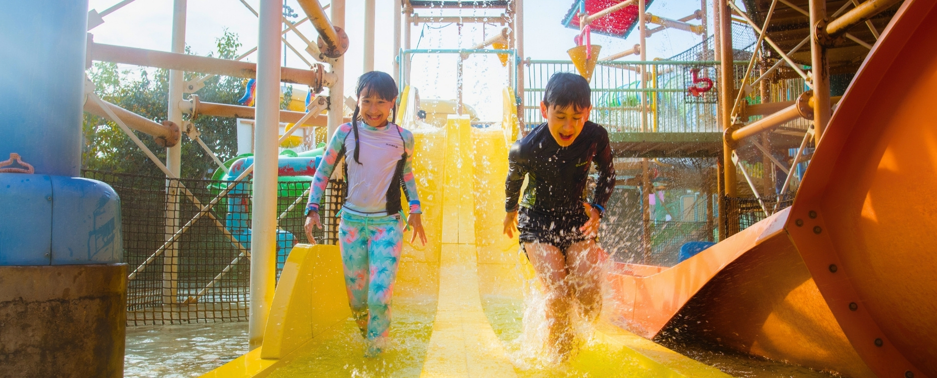 Water park thailand, โรงแรมติดสวนน้ำ, โรงแรมใกล้สวนน้ำ วานา นาวา