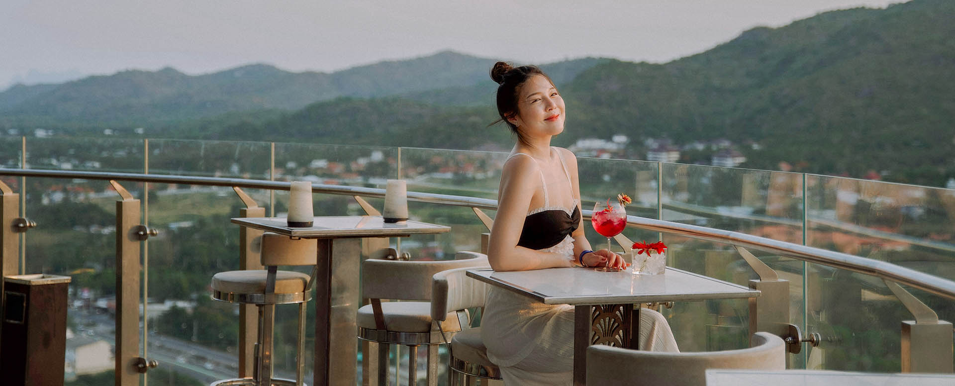 rooftop bar in hua hin, vana nava sky